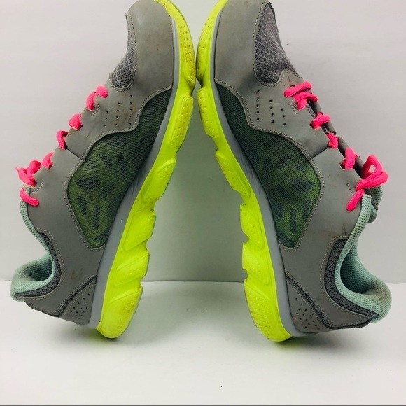 Under Armour Memory Running Shoes, 10 Women | Color:‎ Grey | Size: 10 - Picture 9 of 12